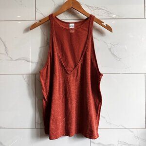 💕FREE with Purchase - 
Victoria Sport V-Neck Tank Burnt Orange Size M